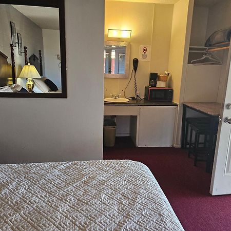 Knights Inn Fairview Εξωτερικό φωτογραφία